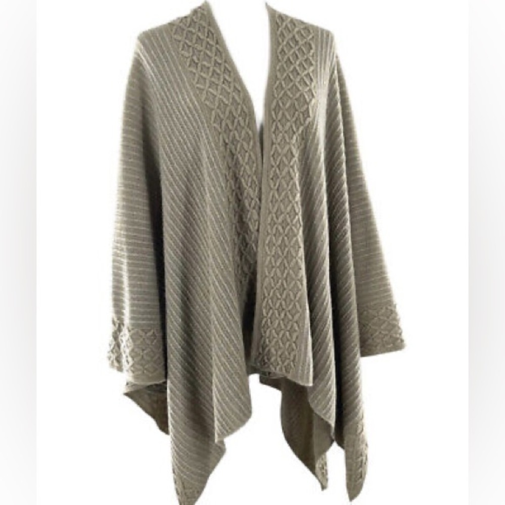Lake Shore Drive Tan Silver Metallic knit Poncho Cape One Size New with Tags
